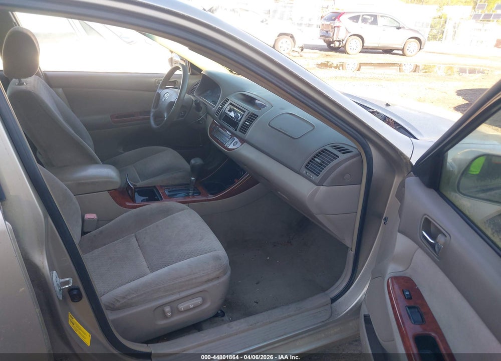 2004 TOYOTA CAMRY XLE VIN: 4T1BE30K04U902283
