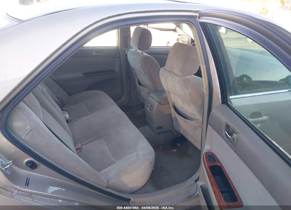 2004 TOYOTA CAMRY XLE VIN: 4T1BE30K04U902283