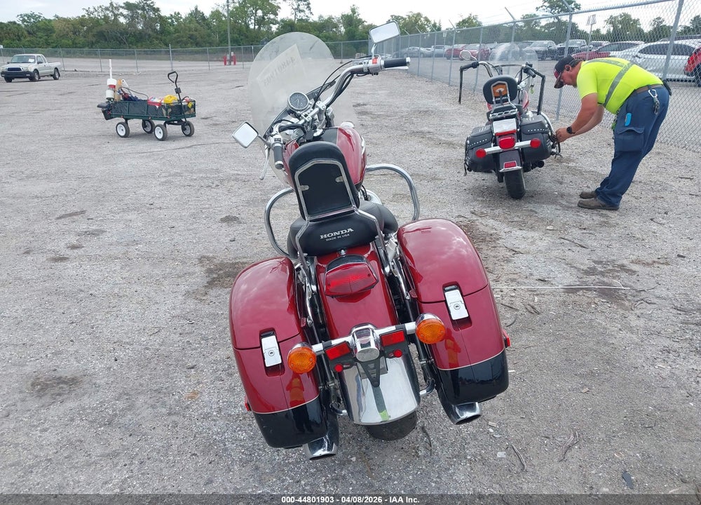 1998 HONDA VT1100 CT VIN: 1HFSC3703WA001529