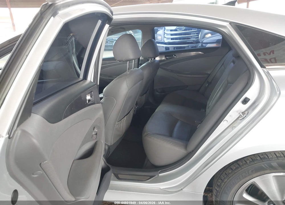 2012 HYUNDAI SONATA HYBRID VIN: KMHEC4A44CA031574