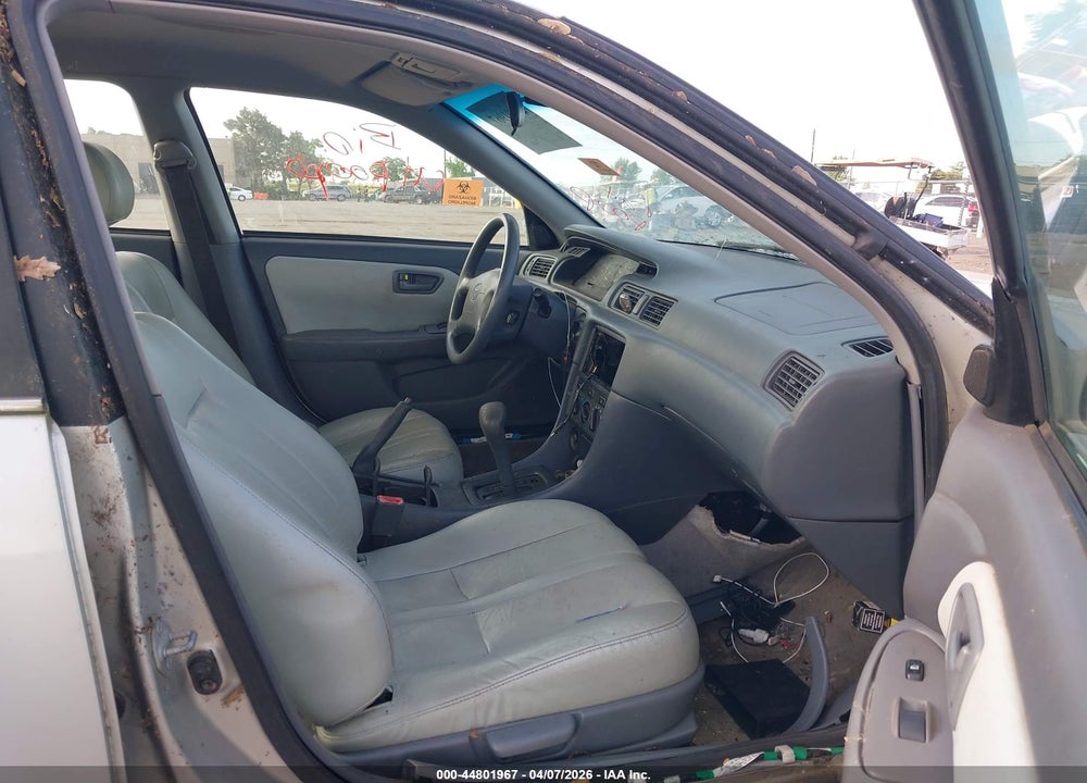 2000 TOYOTA CAMRY LE V6 VIN: 4T1BF22K2YU110145