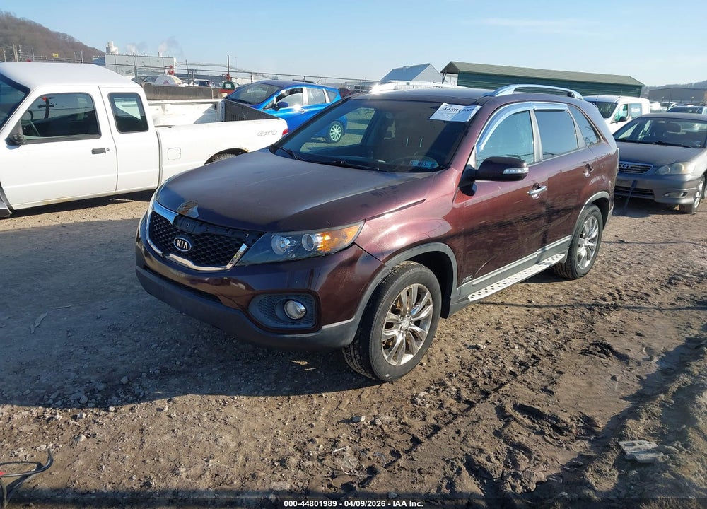 2011 KIA SORENTO EX V6 VIN: 5XYKUDA25BG097018