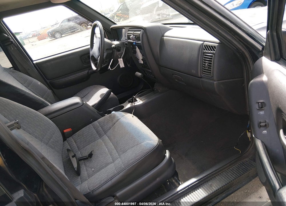 1999 JEEP CHEROKEE CLASSIC/SPORT VIN: 1J4FT68S9XL504155