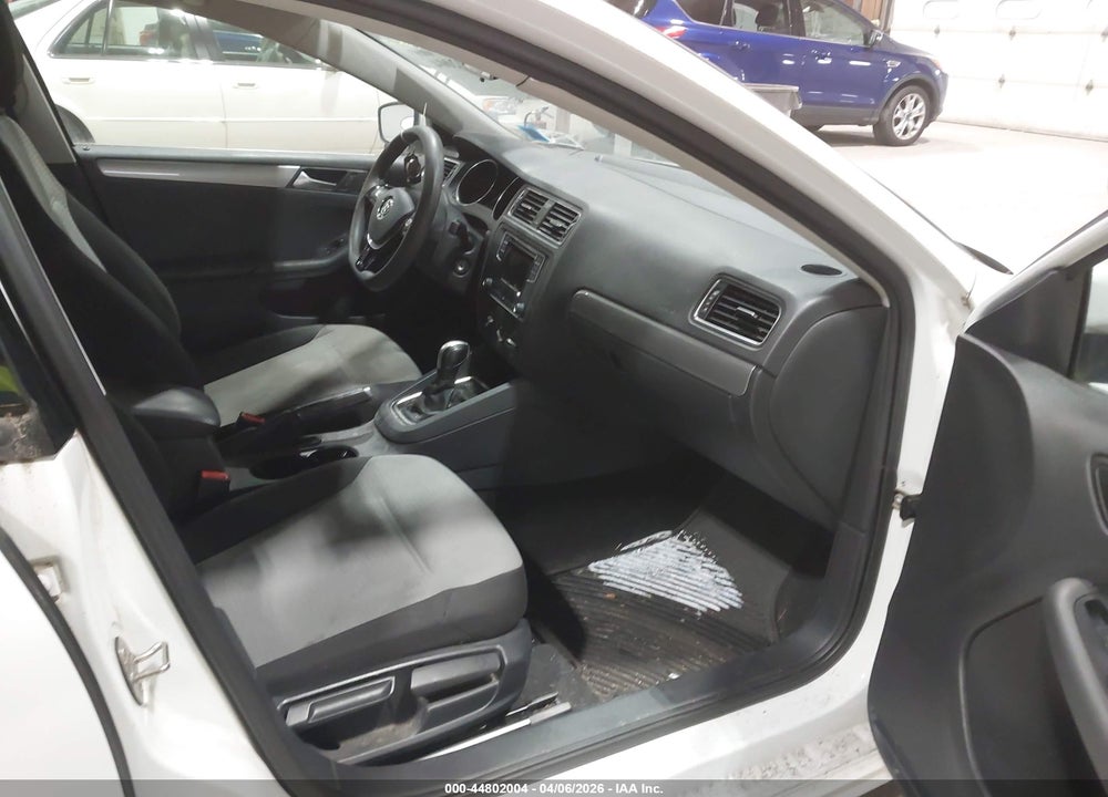 2017 VOLKSWAGEN JETTA 1.4T S VIN: 3VW2B7AJ0HM218741