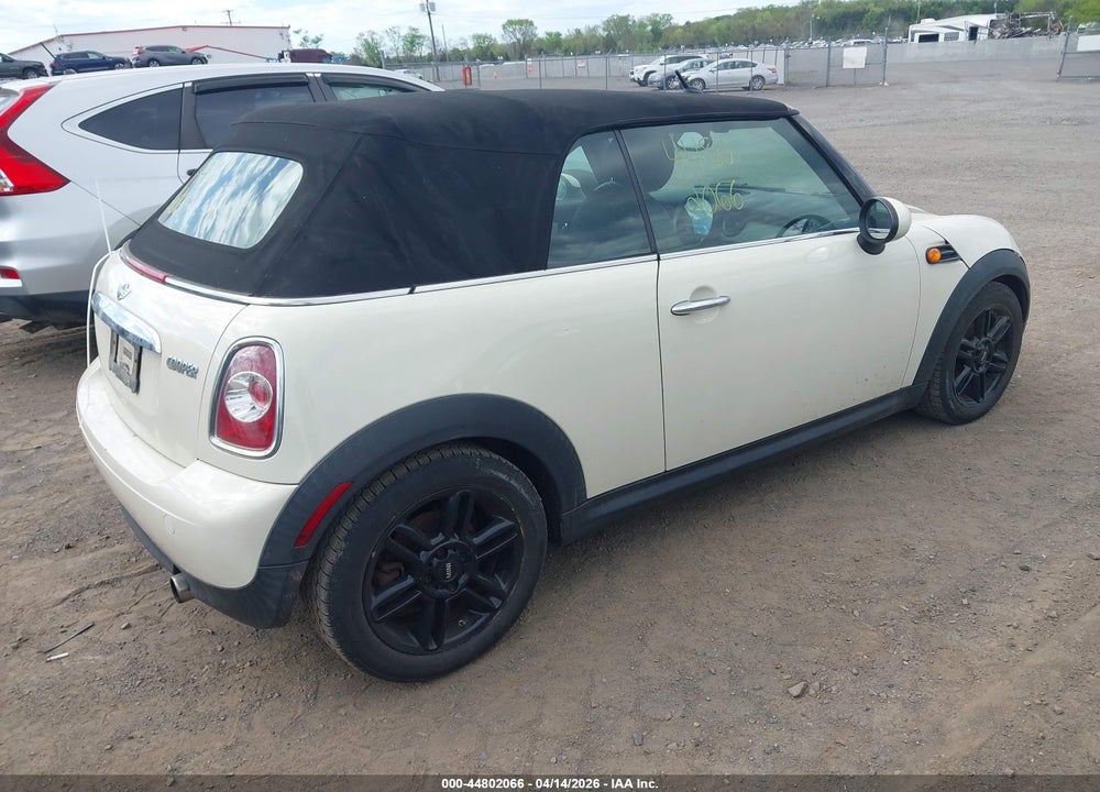 2013 MINI CONVERTIBLE COOPER VIN: WMWZN3C51DT265951