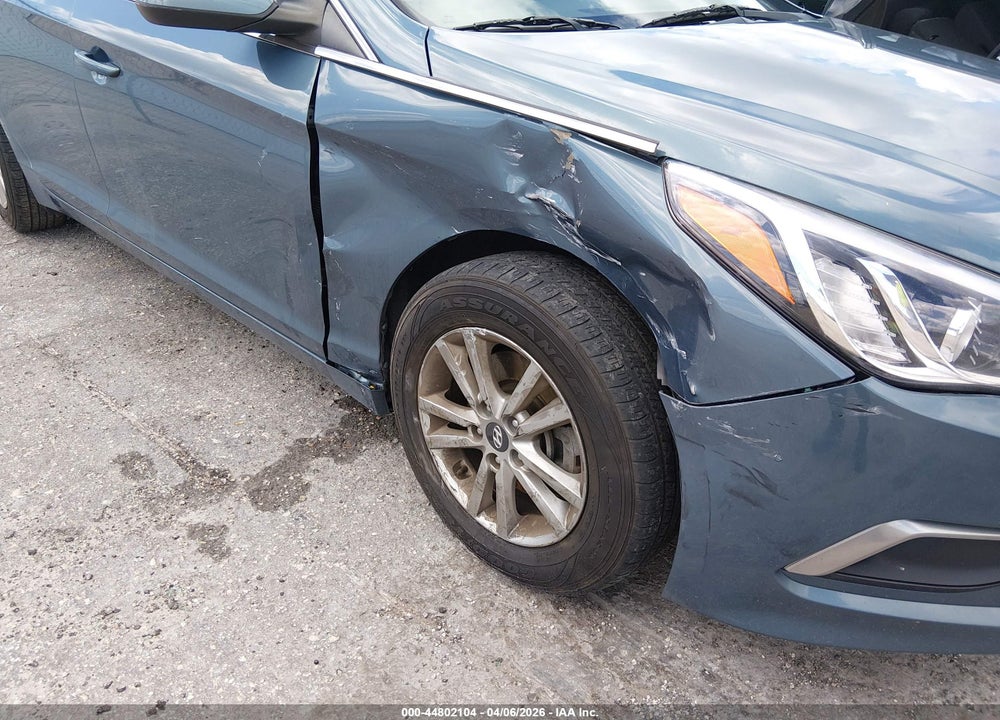 2016 HYUNDAI SONATA SE VIN: 5NPE24AF1GH355427