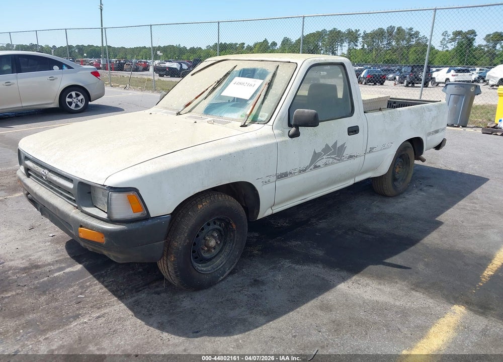 1992 TOYOTA PICKUP 1/2 TON SHORT WHEELBASE VIN: JT4RN81A3N0094784