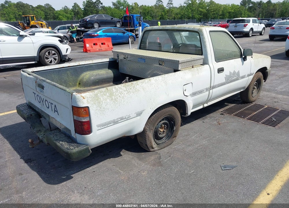 1992 TOYOTA PICKUP 1/2 TON SHORT WHEELBASE VIN: JT4RN81A3N0094784