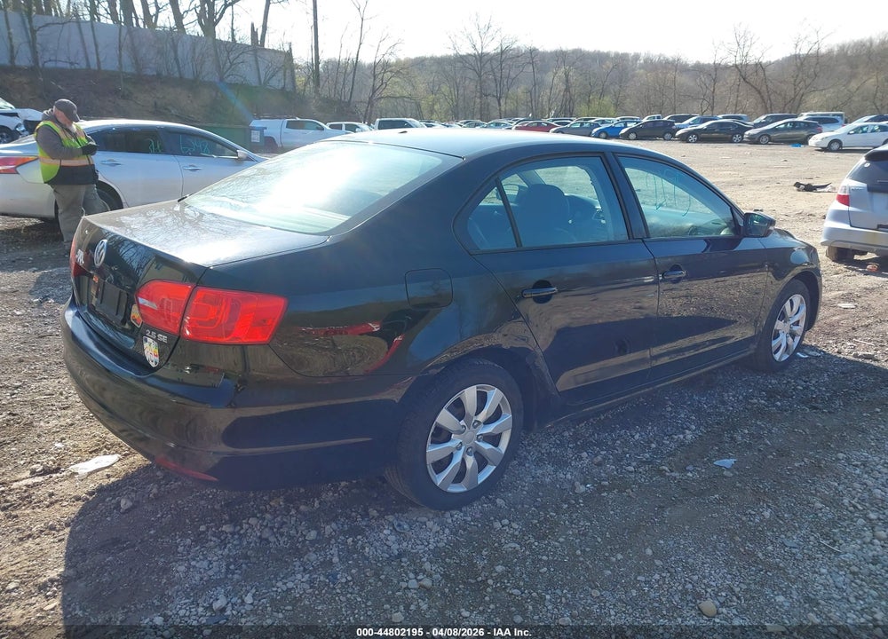 2012 VOLKSWAGEN JETTA 2.5L SE VIN: 3VWDP7AJ6CM372938