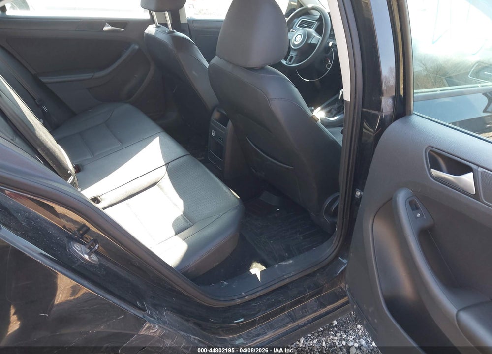 2012 VOLKSWAGEN JETTA 2.5L SE VIN: 3VWDP7AJ6CM372938
