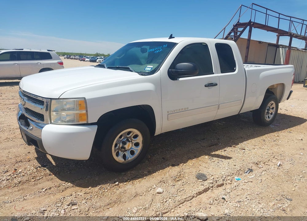 2010 CHEVROLET SILVERADO 1500 LS VIN: 1GCSCREA2AZ191553