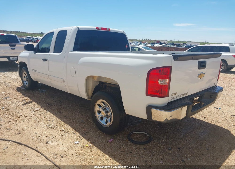 2010 CHEVROLET SILVERADO 1500 LS VIN: 1GCSCREA2AZ191553