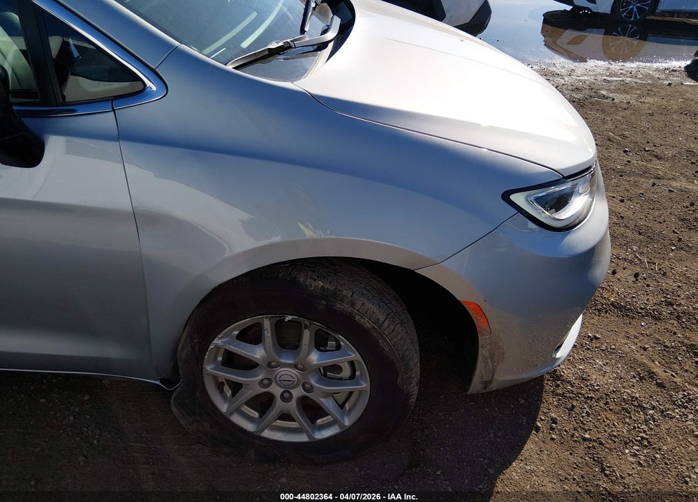 2026 CHRYSLER PACIFICA SELECT VIN: 2C4RC1BG5TR186790