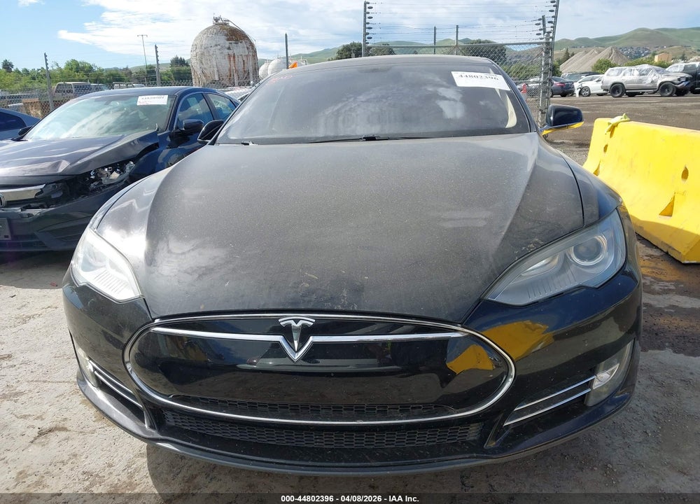 2013 TESLA MODEL S VIN: 5YJSA1DN1DFP23641