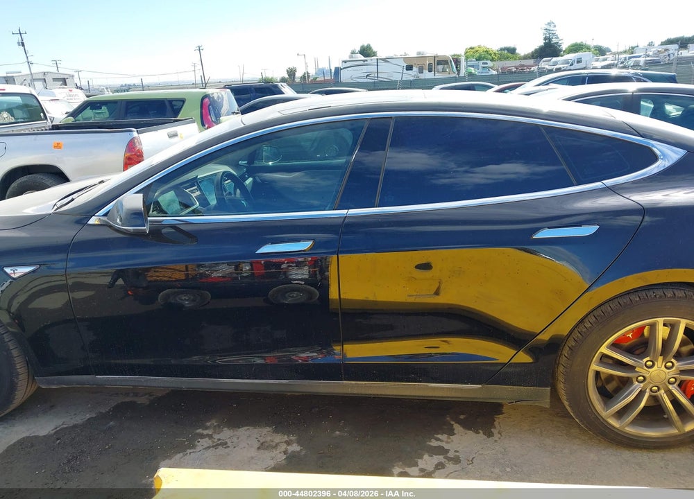 2013 TESLA MODEL S VIN: 5YJSA1DN1DFP23641
