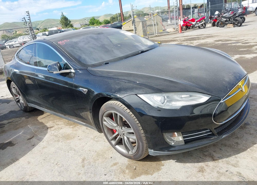 2013 TESLA MODEL S VIN: 5YJSA1DN1DFP23641