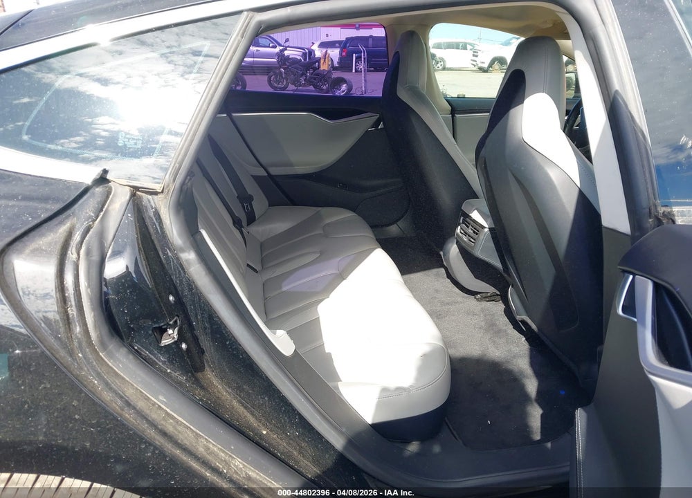 2013 TESLA MODEL S VIN: 5YJSA1DN1DFP23641