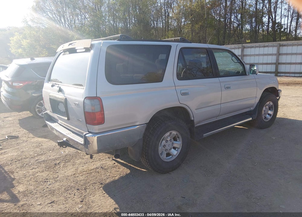 1999 TOYOTA 4RUNNER SR5 V6 VIN: JT3GN86R6X0117522