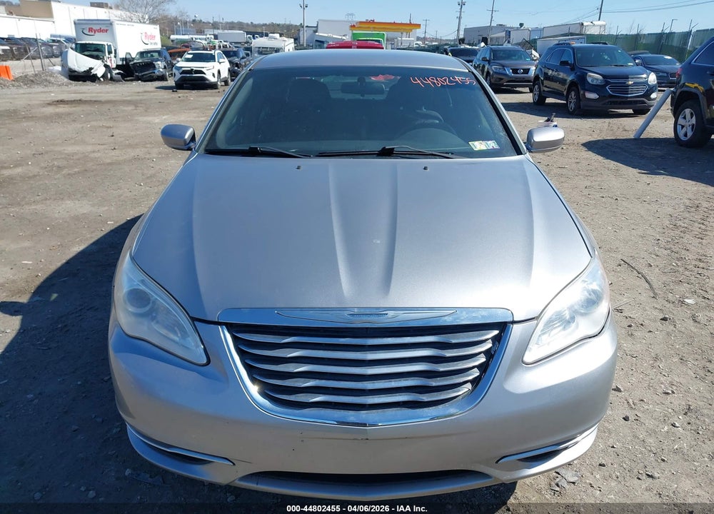 2013 CHRYSLER 200 LX VIN: 1C3CCBAB6DN648293