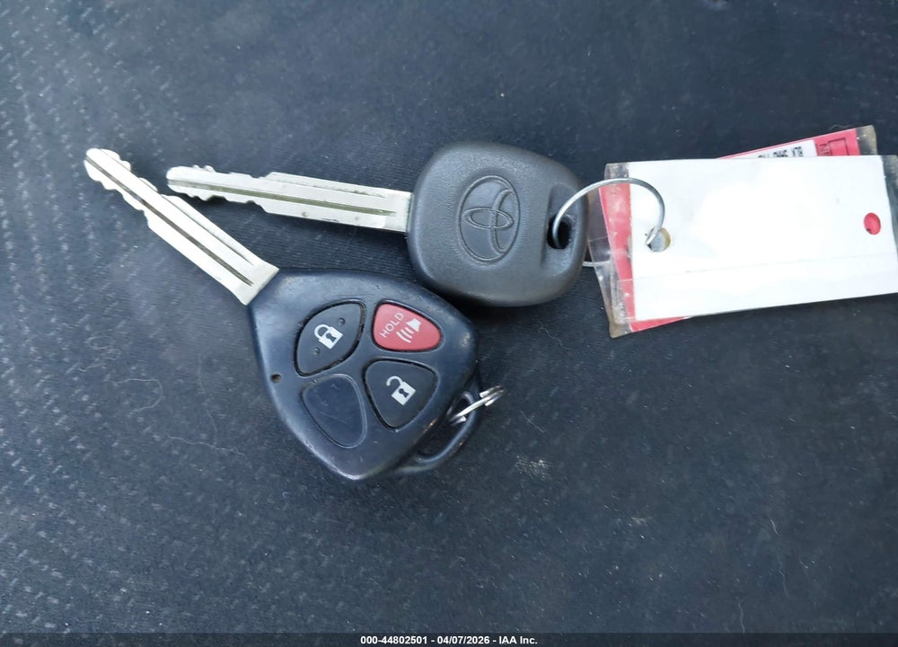 2010 TOYOTA YARIS VIN: JTDBT4K38A4076817