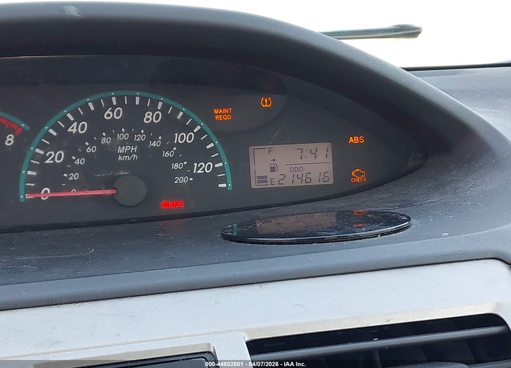 2010 TOYOTA YARIS VIN: JTDBT4K38A4076817