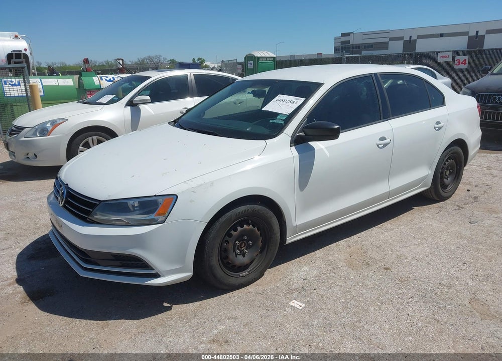 2015 VOLKSWAGEN JETTA 2.0L S VIN: 3VW2K7AJ3FM325862