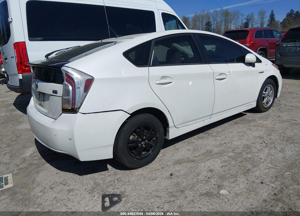 2014 TOYOTA PRIUS THREE VIN: JTDKN3DU4E1761818