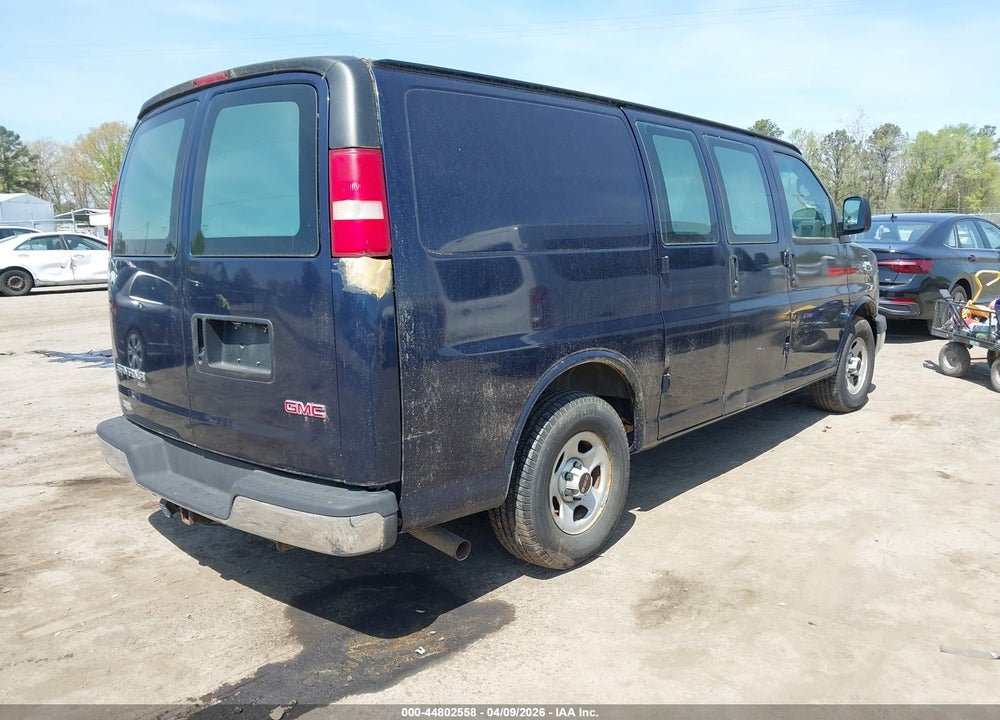 2005 GMC SAVANA STANDARD VIN: 1GTFH15T851169020