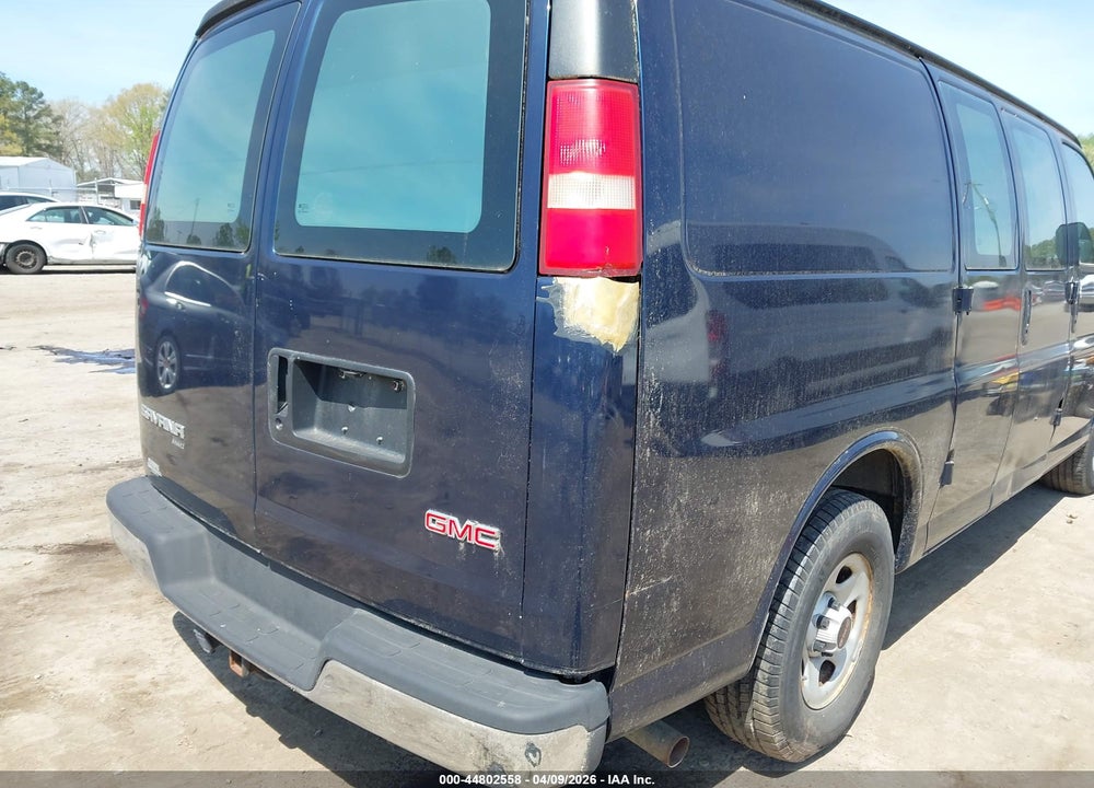 2005 GMC SAVANA STANDARD VIN: 1GTFH15T851169020