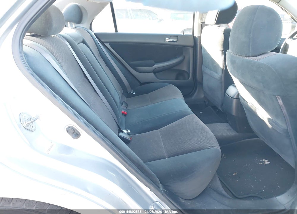 2003 HONDA ACCORD 2.4 LX VIN: 1HGCM553X3A023416