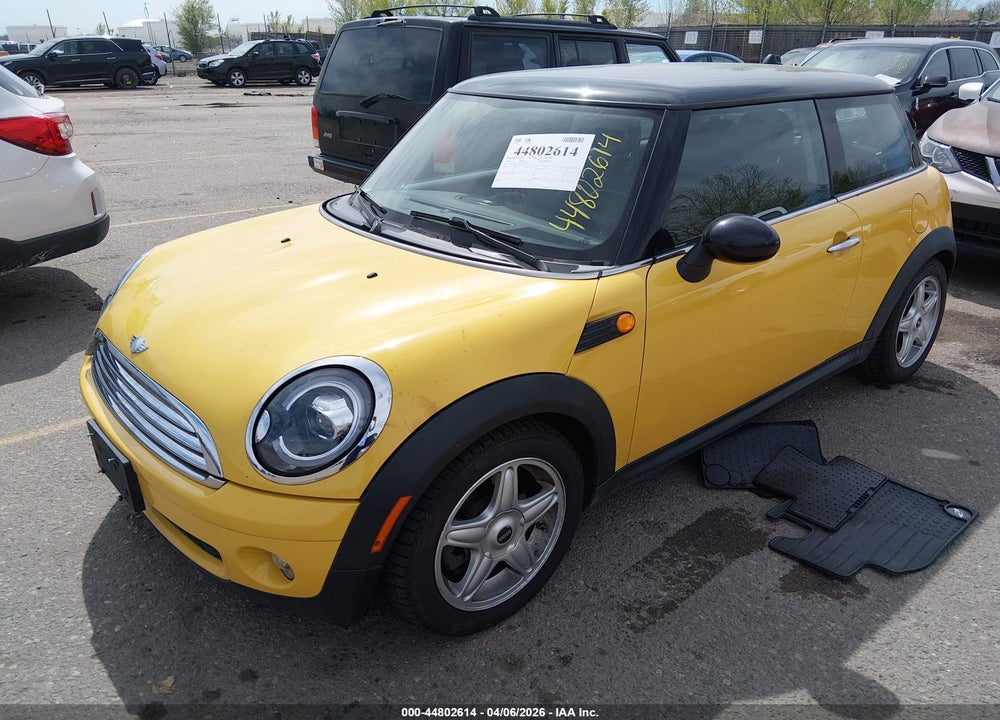 2009 MINI COOPER VIN: WMWMF33579TU70169