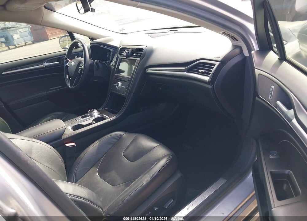 2018 FORD FUSION HYBRID TITANIUM VIN: 3FA6P0RU6JR192348