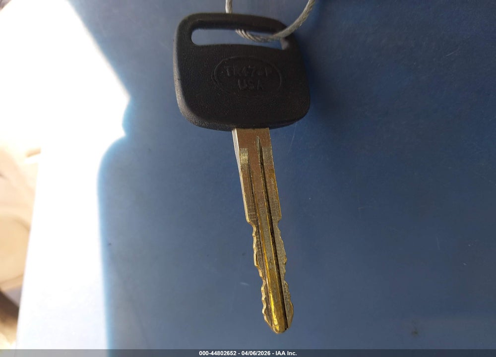 1998 TOYOTA CAMRY LE VIN: JT2BG22K5W0117802