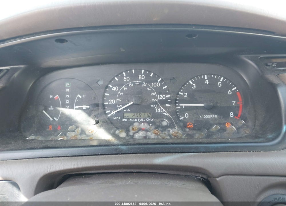 1998 TOYOTA CAMRY LE VIN: JT2BG22K5W0117802