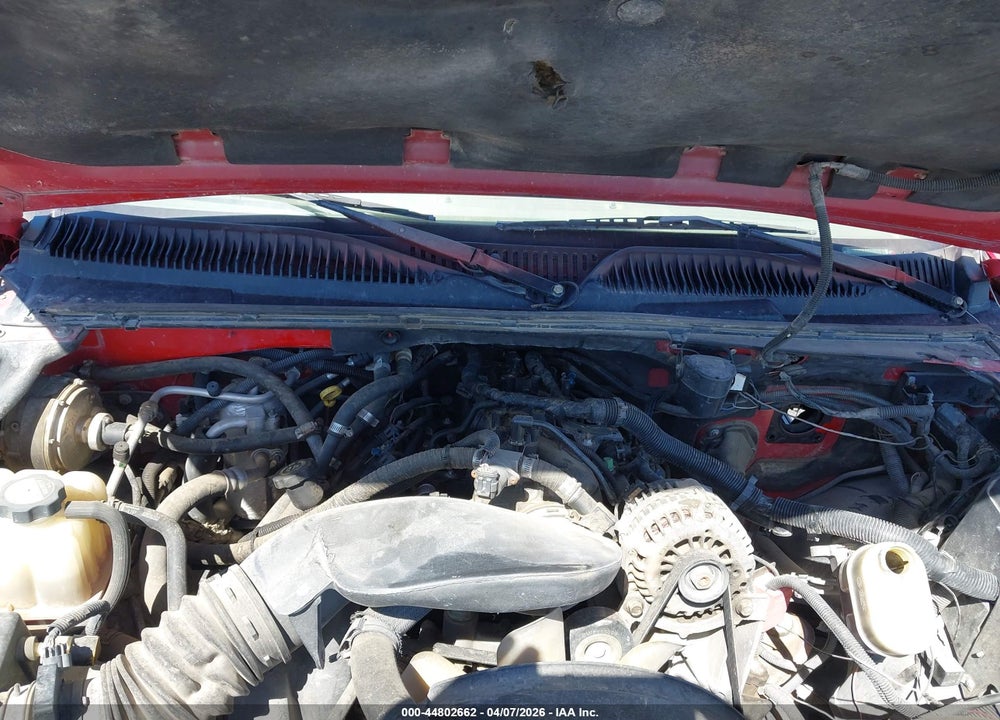 2001 GMC YUKON SLE VIN: 1GKEC13T81J140273