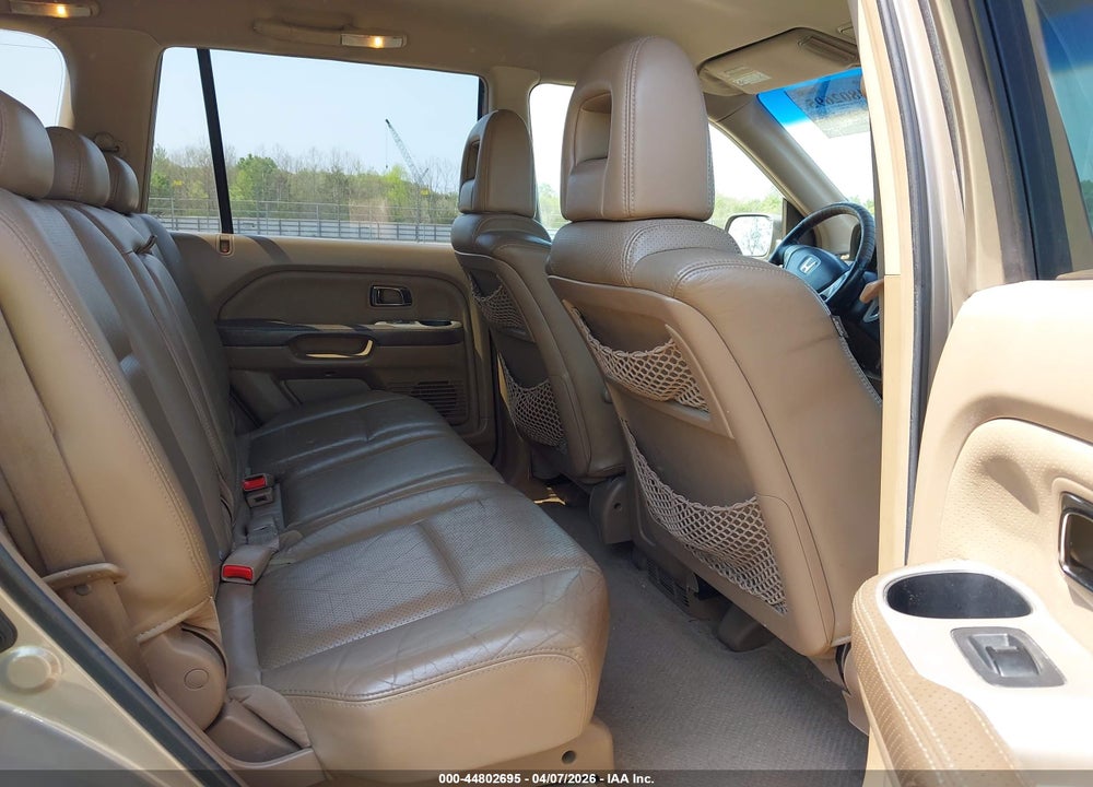 2004 HONDA PILOT EX-L VIN: 2HKYF18544H622813