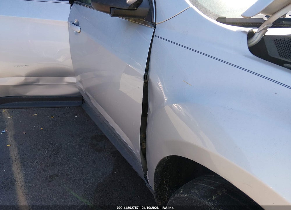 2015 CHEVROLET EQUINOX LS VIN: 2GNALAEKXF1177011