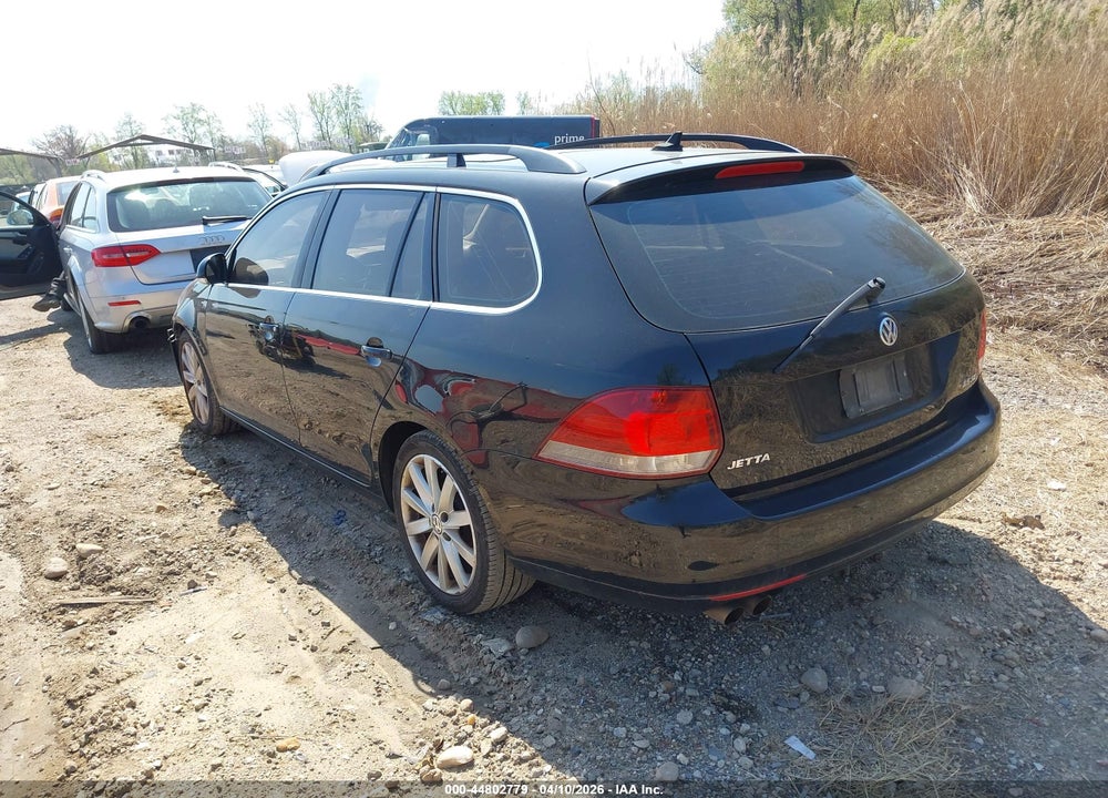2010 VOLKSWAGEN JETTA SE VIN: 3VWTZ7AJ4AM690494