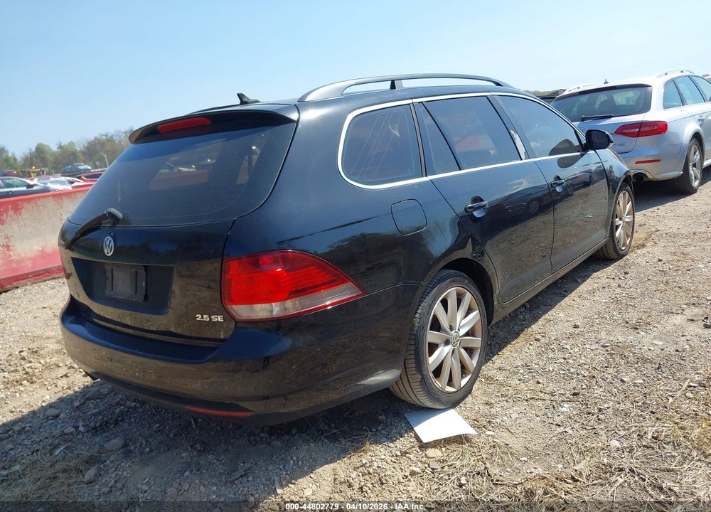 2010 VOLKSWAGEN JETTA SE VIN: 3VWTZ7AJ4AM690494