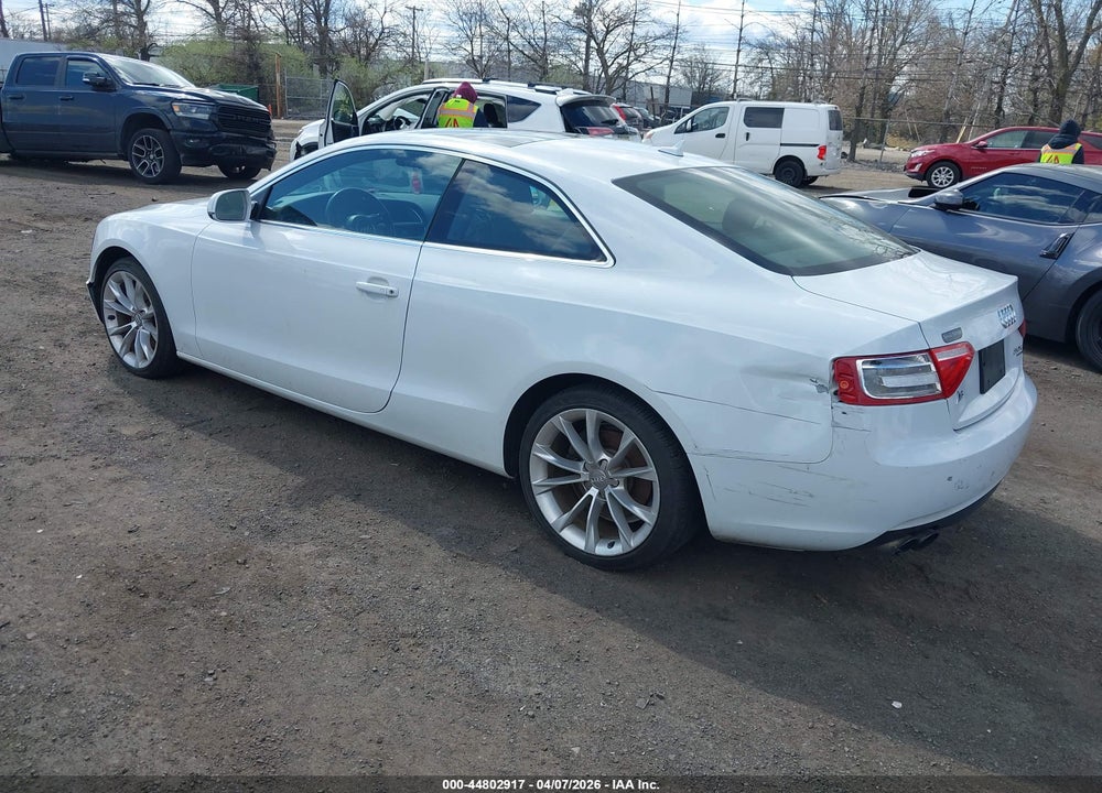 2014 AUDI A5 2.0T PREMIUM VIN: WAUCFAFRXEA037899
