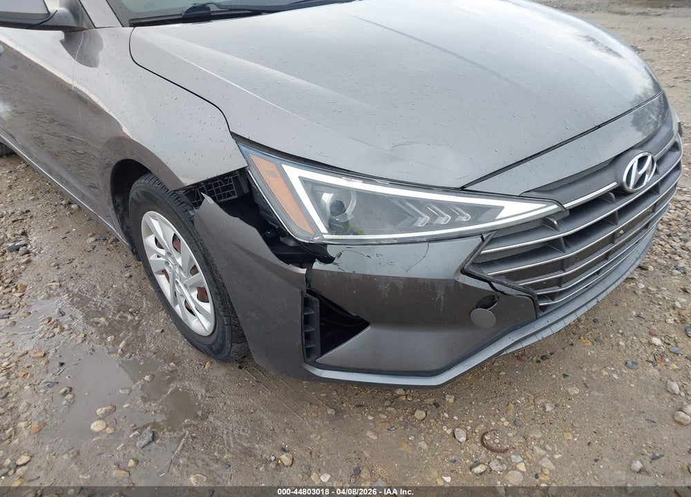 2020 HYUNDAI ELANTRA SE VIN: 5NPD74LF1LH542915
