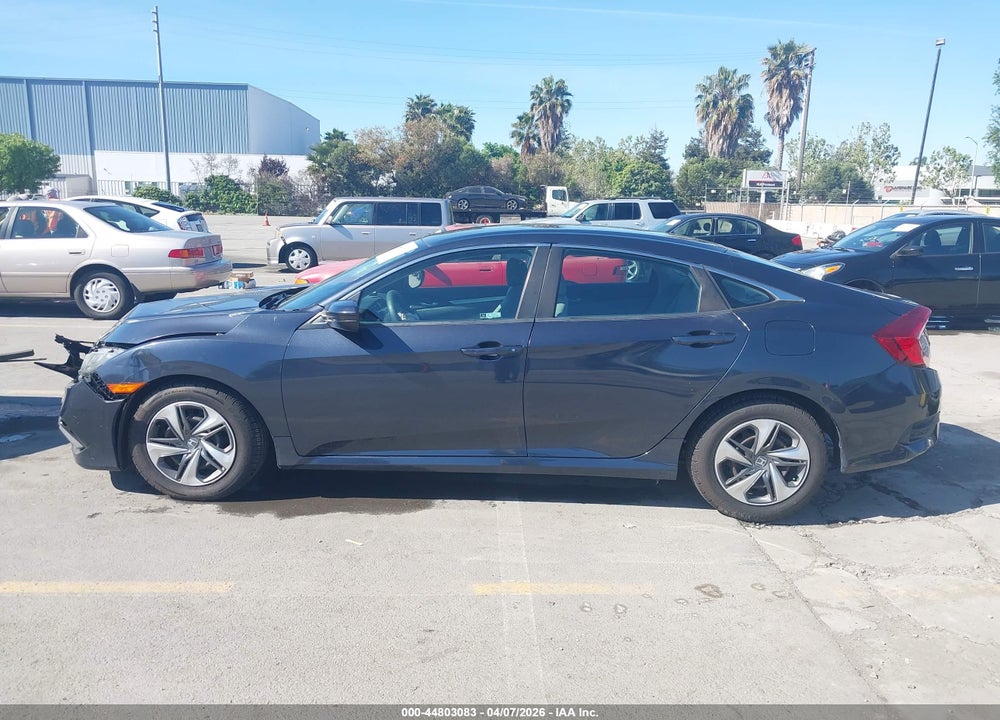 2019 HONDA CIVIC LX VIN: 2HGFC2F66KH532488