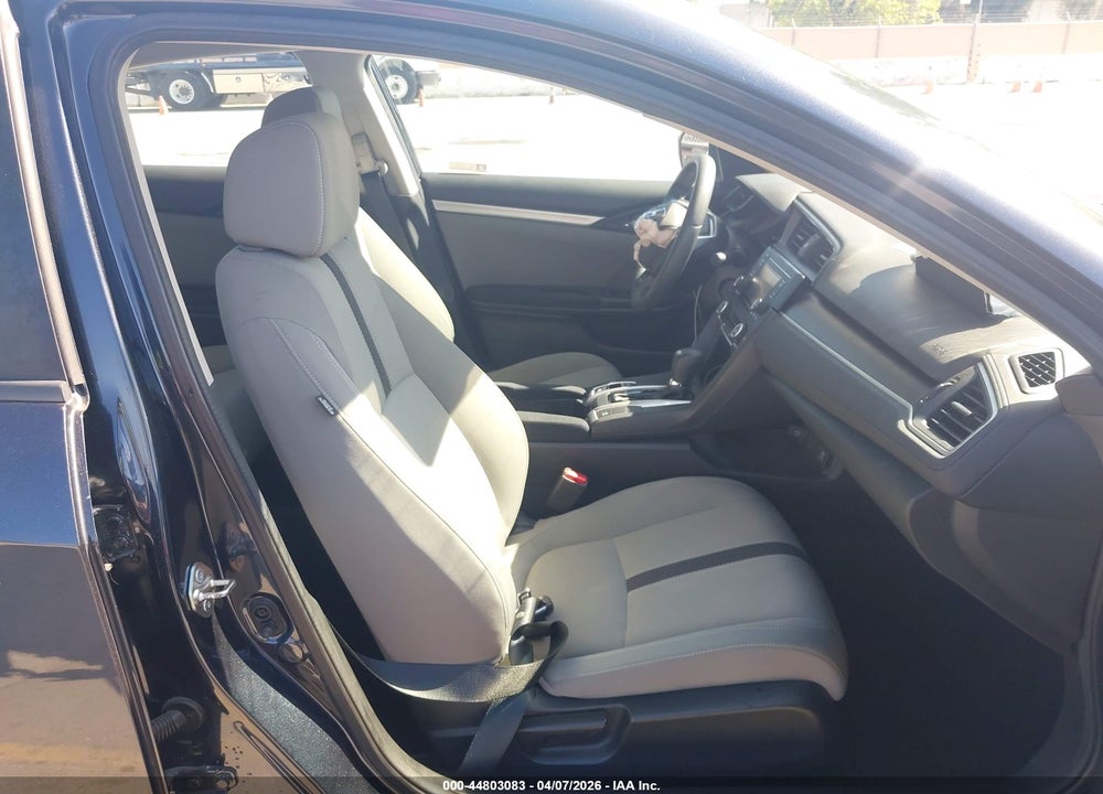 2019 HONDA CIVIC LX VIN: 2HGFC2F66KH532488