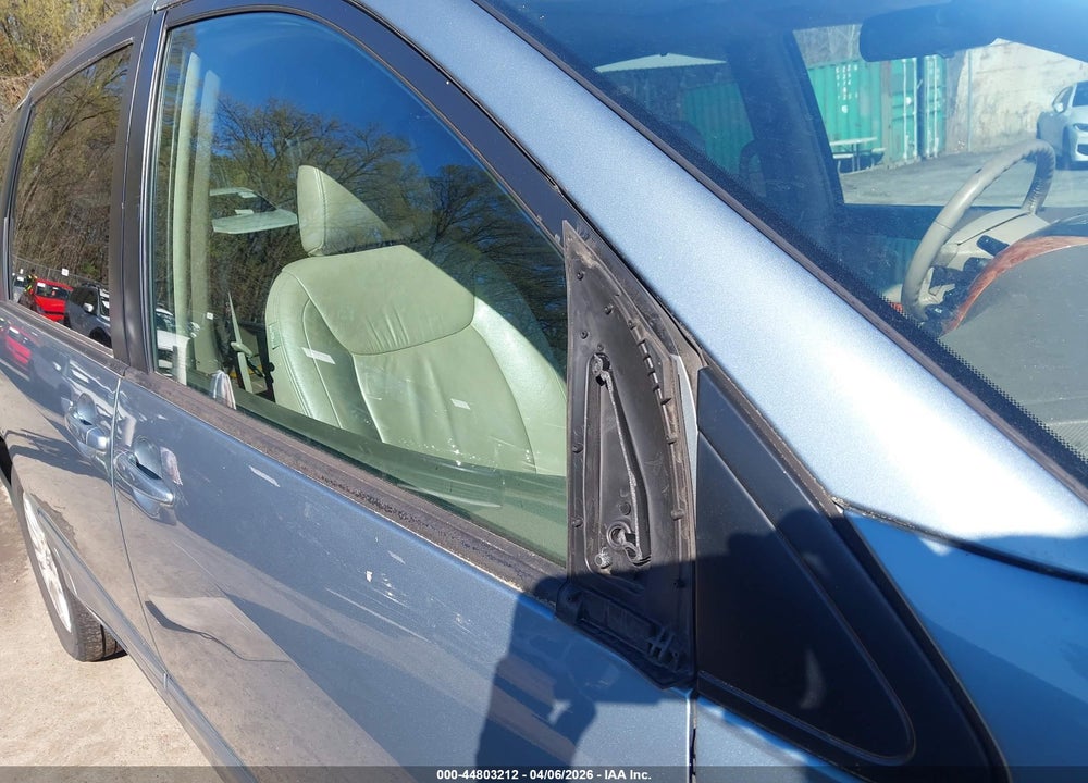 2007 TOYOTA SIENNA XLE VIN: 5TDZK22C77S051619