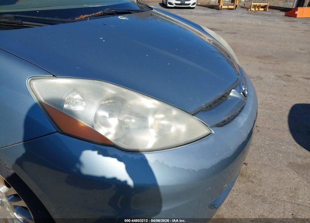2007 TOYOTA SIENNA XLE VIN: 5TDZK22C77S051619