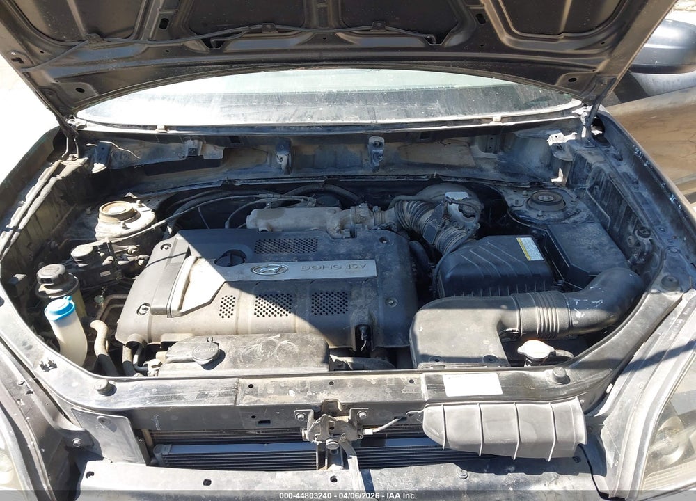 2005 HYUNDAI TUCSON GL VIN: KM8JM12B25U068227