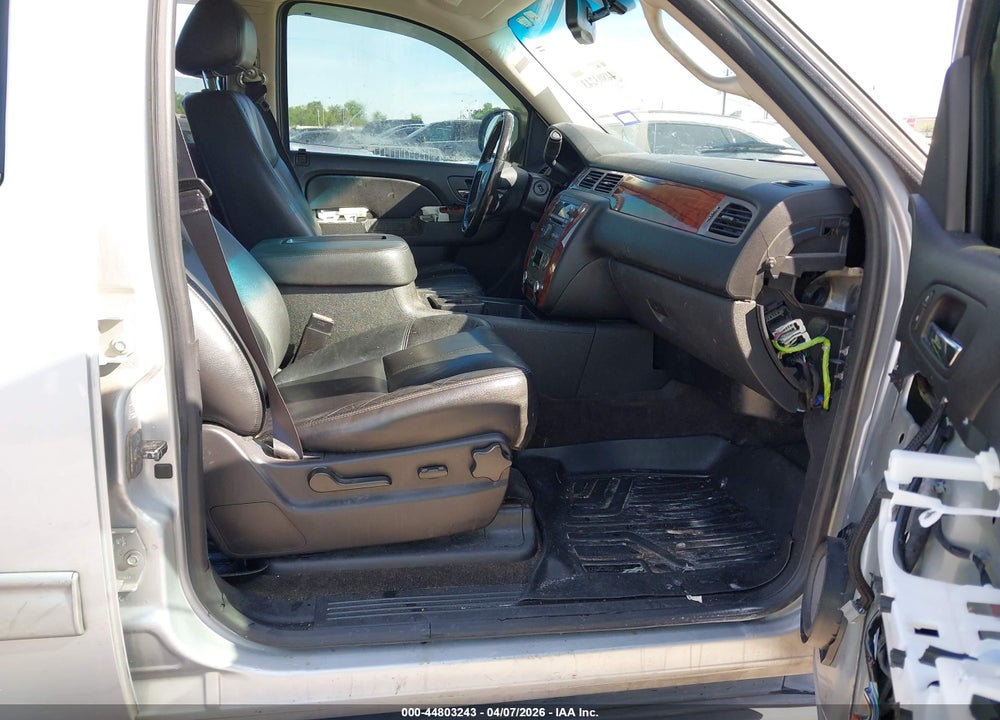 2013 CHEVROLET TAHOE LT VIN: 1GNSCBE00DR280094