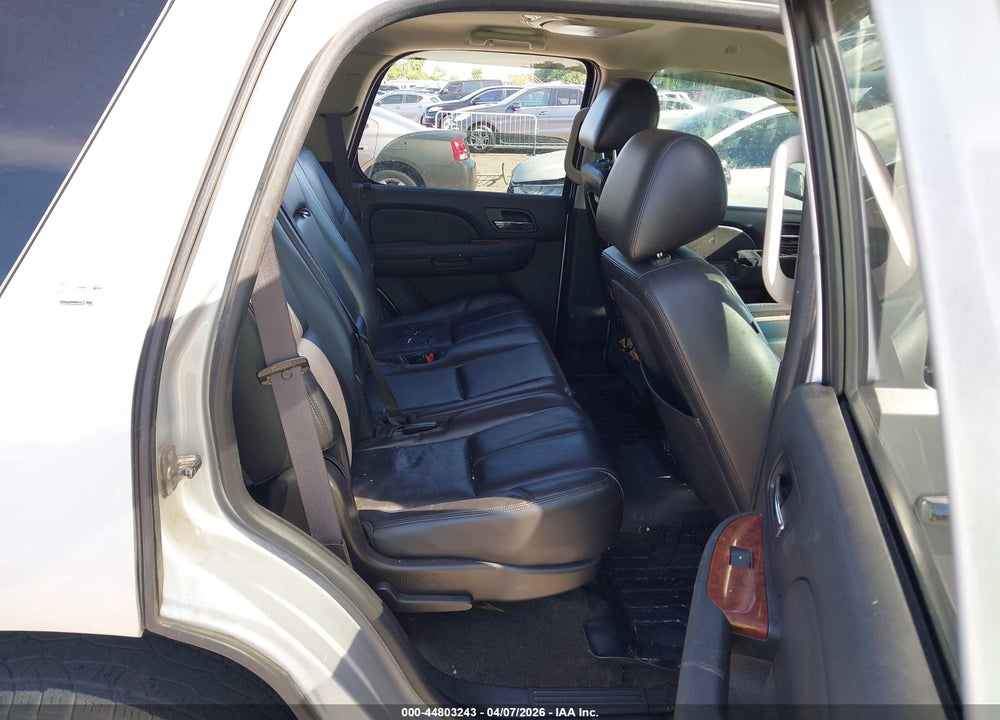 2013 CHEVROLET TAHOE LT VIN: 1GNSCBE00DR280094