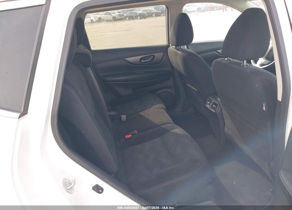 2014 NISSAN ROGUE S VIN: 5N1AT2MK1EC782426