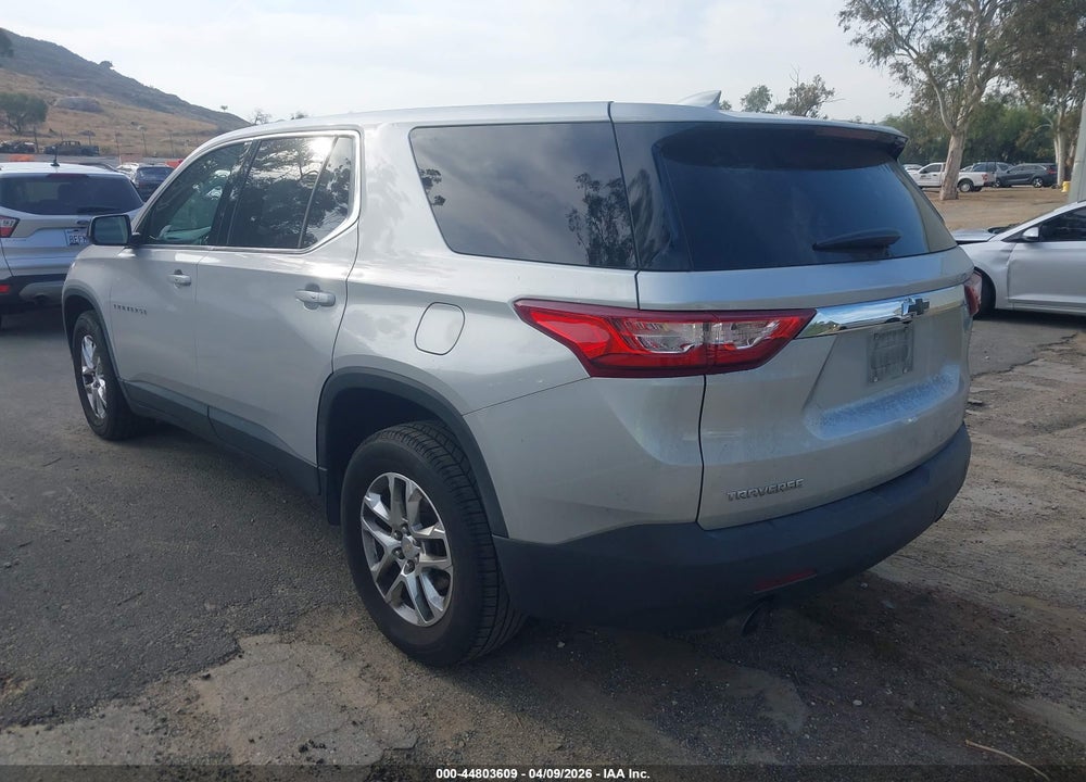 2019 CHEVROLET TRAVERSE LS VIN: 1GNERFKW5KJ258213